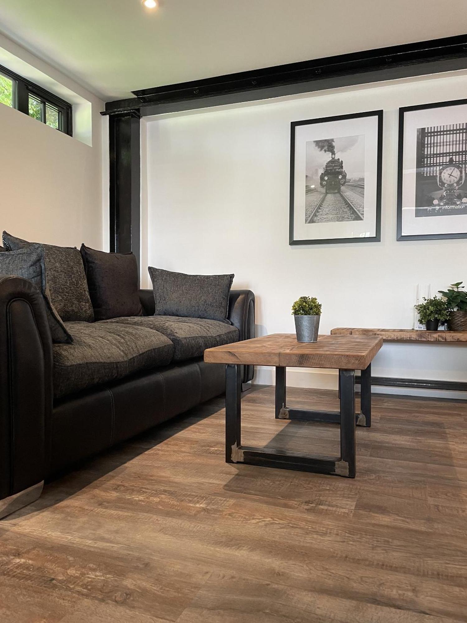 Booking Urban At Halstead Halstead  Exteriör bild